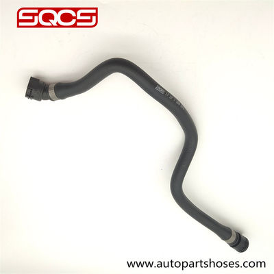 A17127508015取入口の一休みのホース、BMW N62 E65 E66 BMWの冷却剤の管17127508015