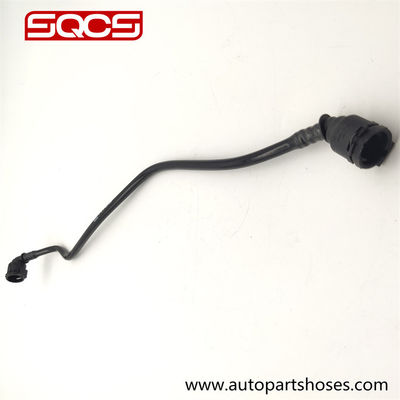 SQCS A17128551298の適用範囲が広い空気取り入れ口のホース17128551298 BMWの拡張タンク ホース